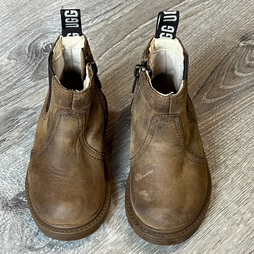 UGG Kids Robbi Brown Leather Side Zip Ankle Boots 1112455T Toddler Size 6